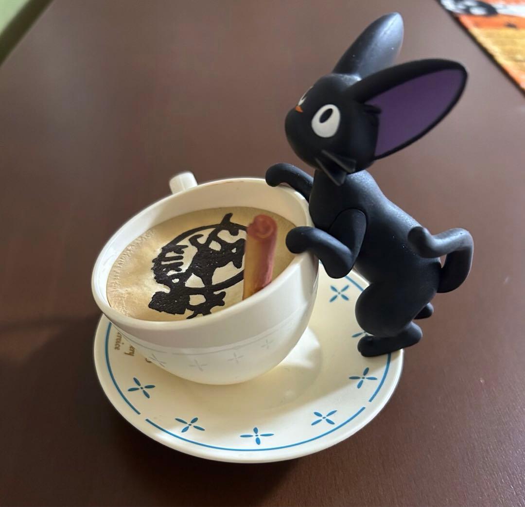 希少　魔女の宅急便 ジジ ティーカップ型小物入れ カプチーノアート