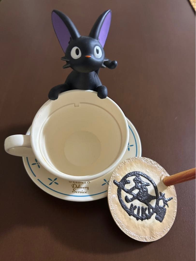 希少　魔女の宅急便 ジジ ティーカップ型小物入れ カプチーノアート