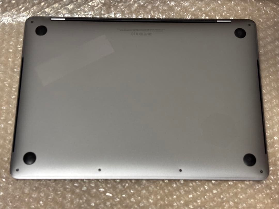 MacBook Pro 13インチ　A1989 16GB i7 256GB