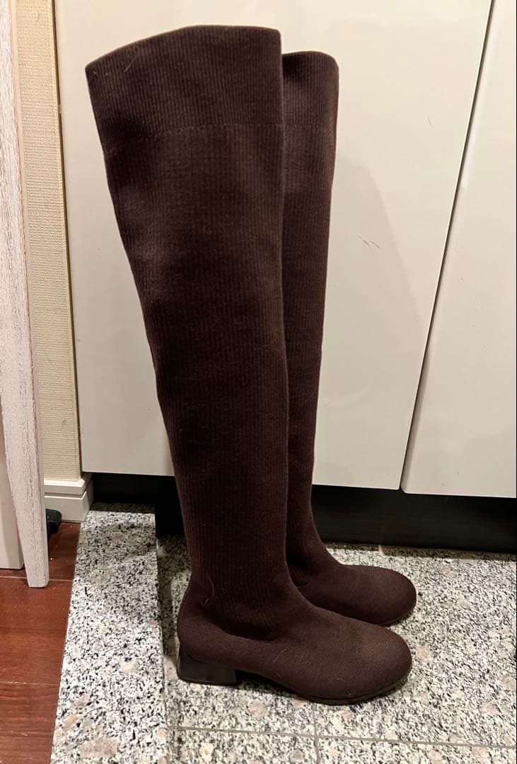 ヒ*ン様 【 お得 美品 】VIVAIA ヴィヴァイア ニーハイブーツ 38 撥