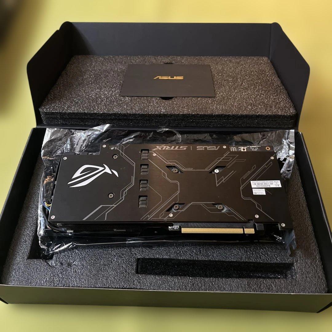 グラフィックボード・グラボ・ビデオカード ASUS ROG STRIX RTX 2060 Super 8GB