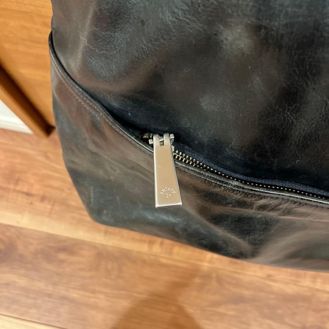 aniary アニアリ レザートートバッグ 黒