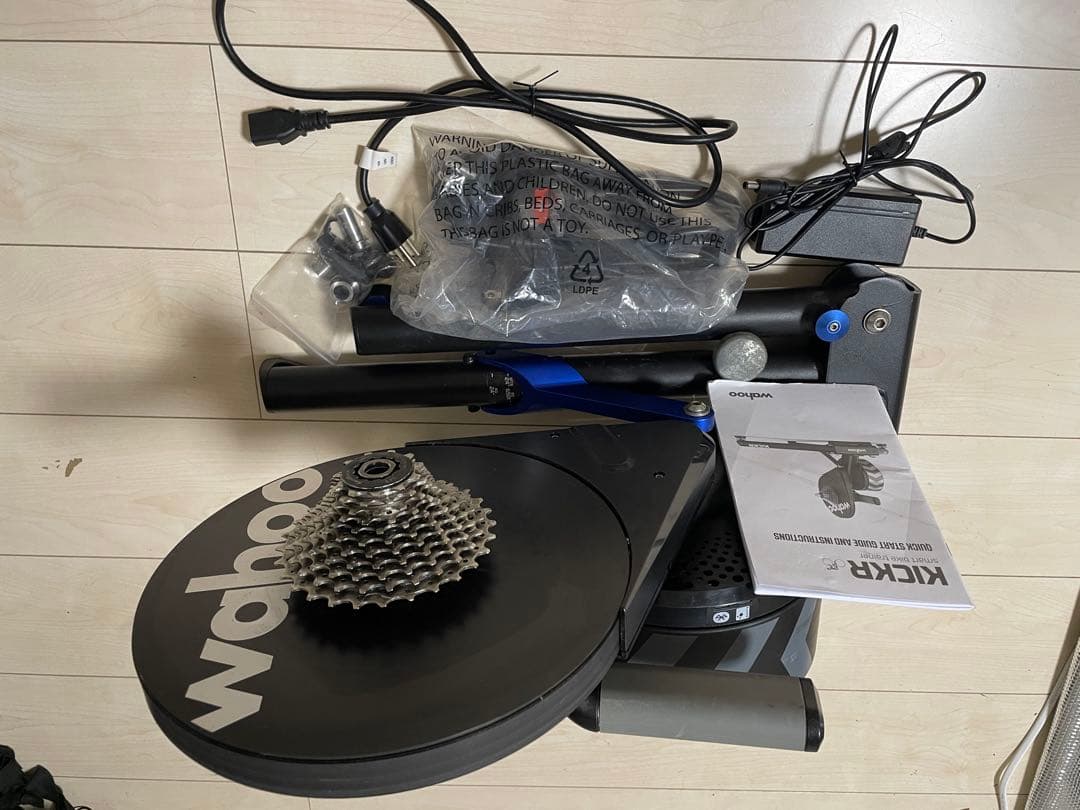 Wahoo KICKR トレーニングローラー台