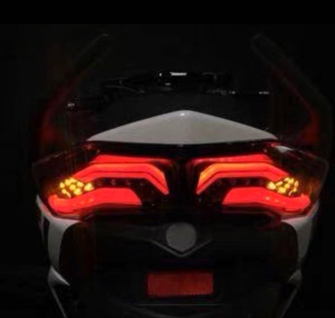 シグナスX3型 LEDスモークテールランプ