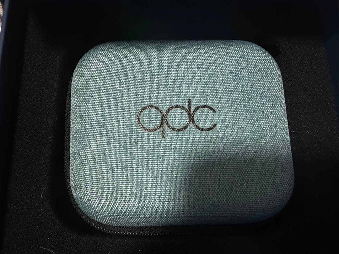 qdc FRONTIER Emerald 有線イヤホン