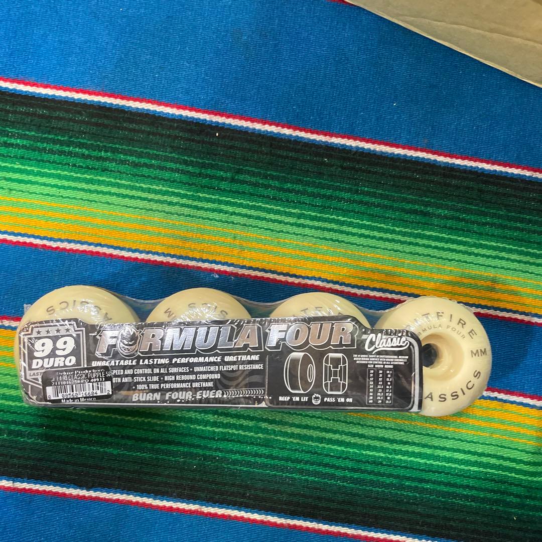 SPITFIRE FORMULA FOUR 99Duro クラシック58mm