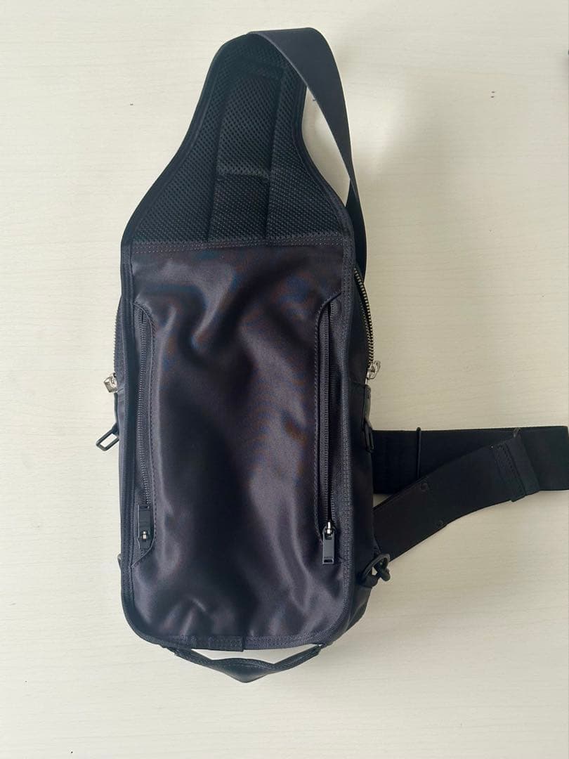 バッグ PORTER / LIFT SLING SHOULDER BAG