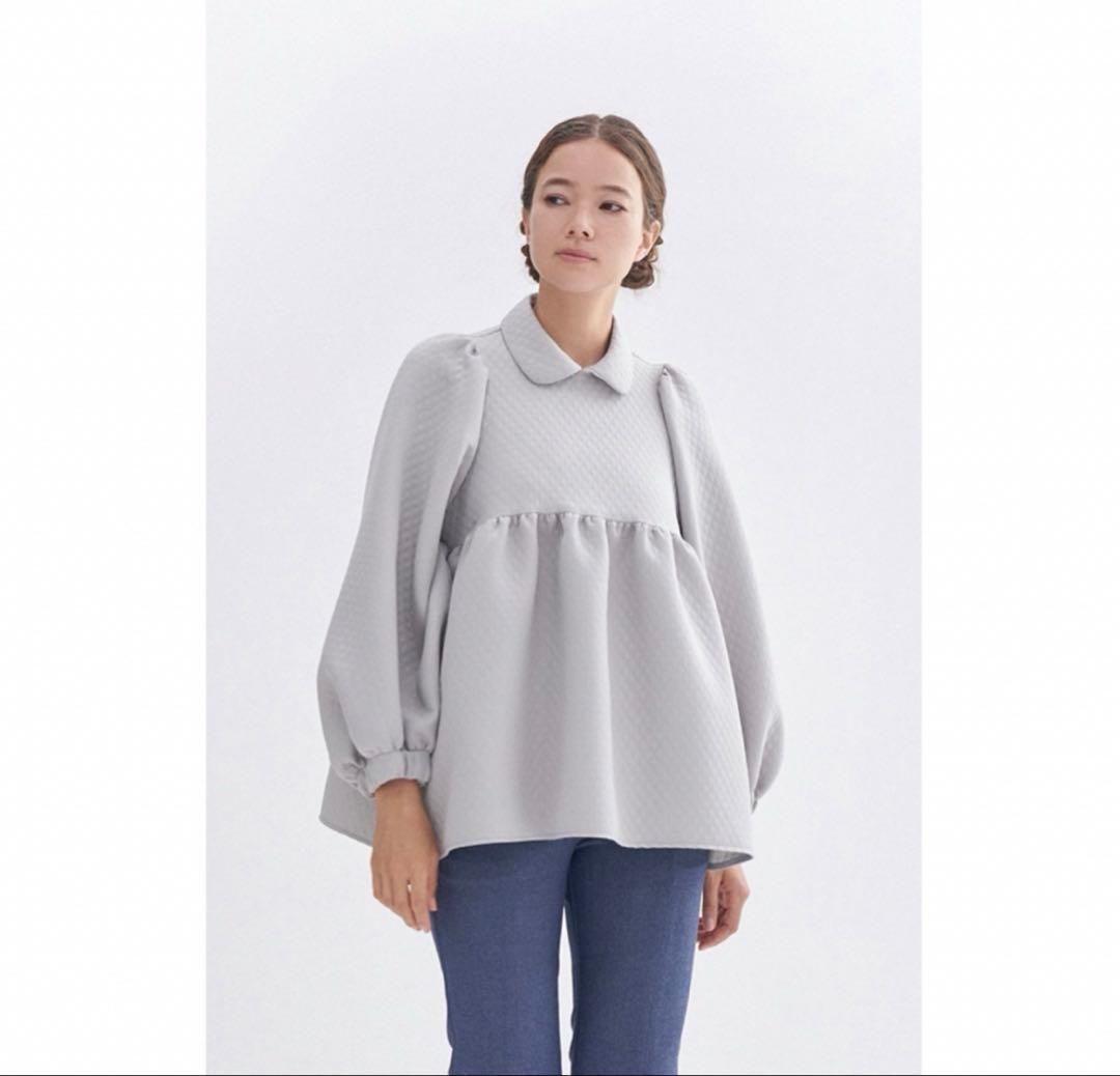 【期間限定出品】yori キルトライクボリュームブラウス