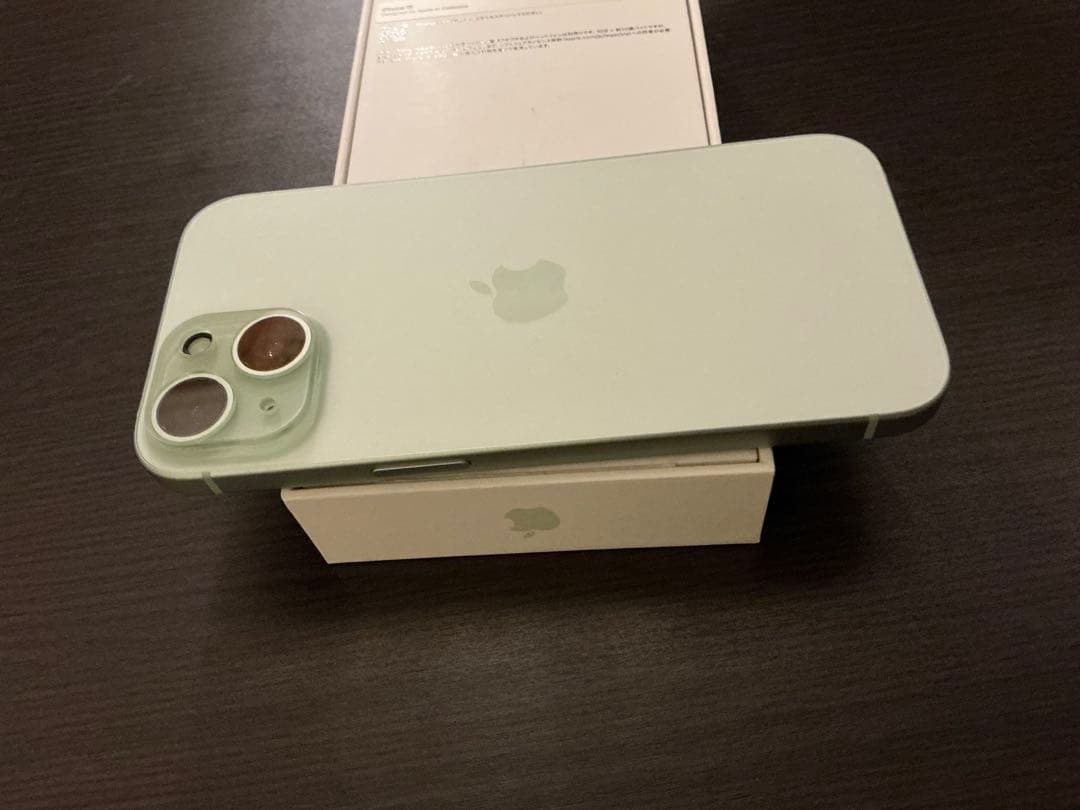 Apple iPhone 15グリーン 箱付き