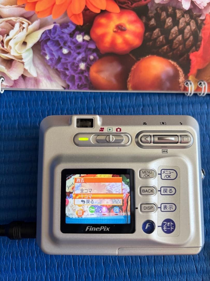FUJIFILM 富士フイルム　デジカメFinePix F410