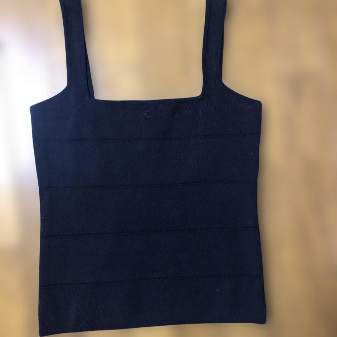 シャネルロゴキャミソール