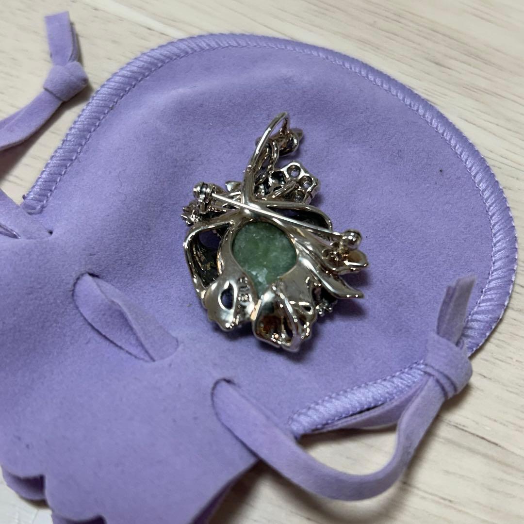 ウィリアム・モリス ペンダントブローチ ルリハコベ 翡翠