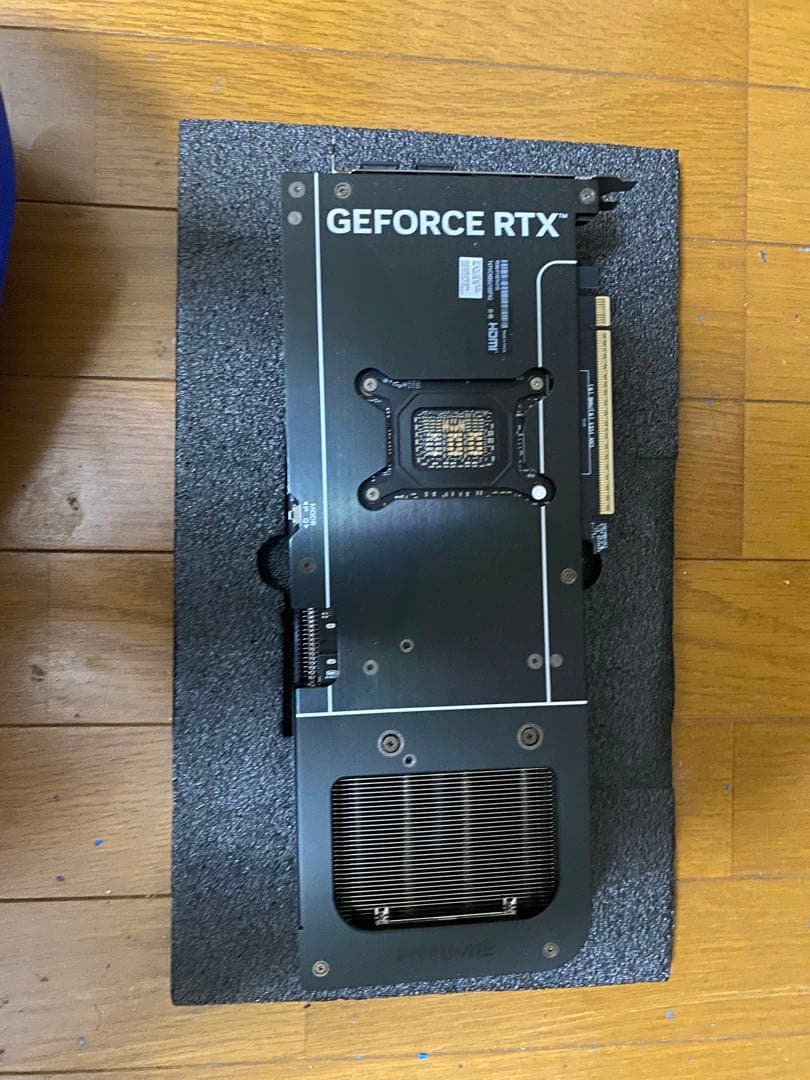 ASUS GeForce RTX 5070 グラフィックボード