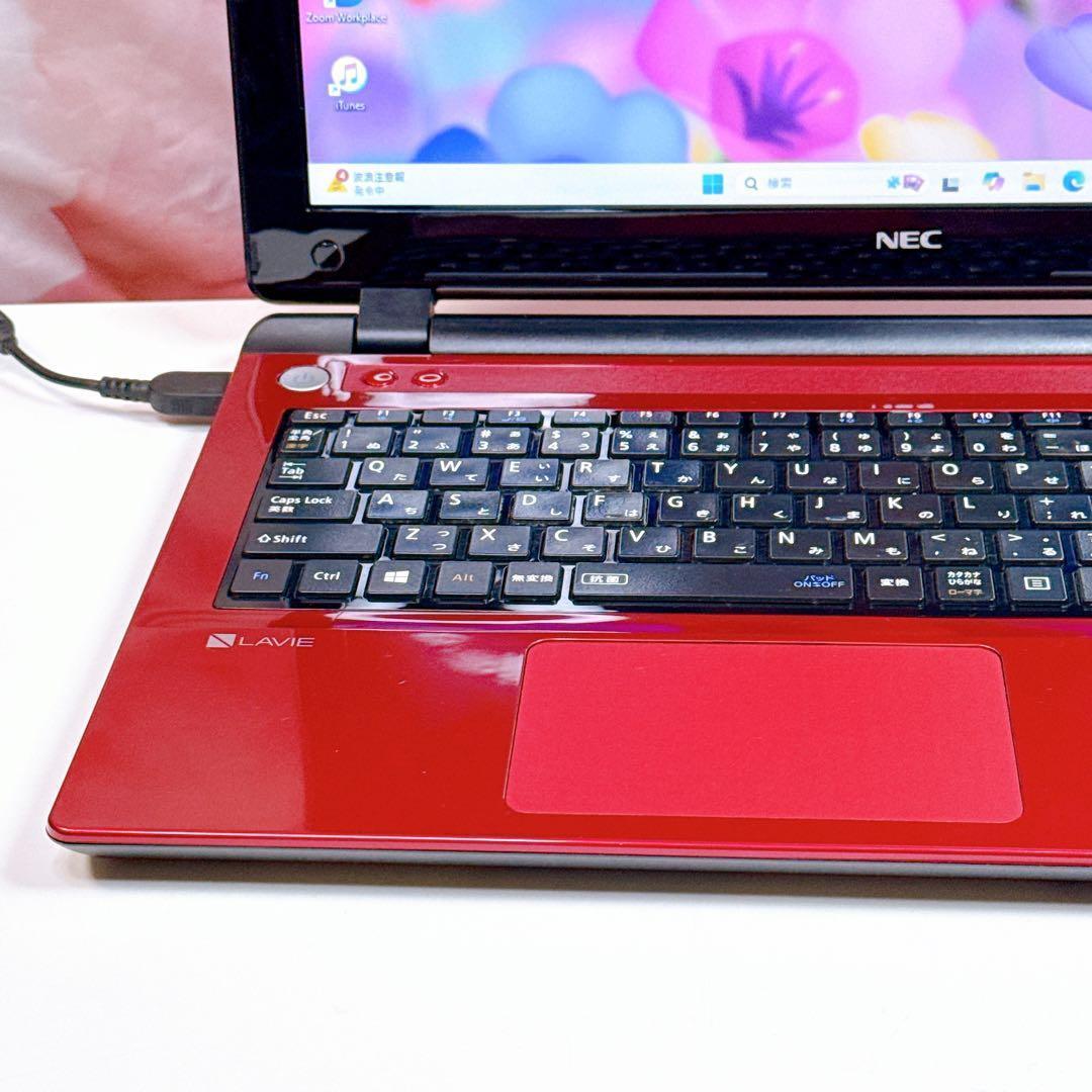 新品SSD✨薄型ノートパソコン✨windows11 カメラ オフィス 1台限定‼️