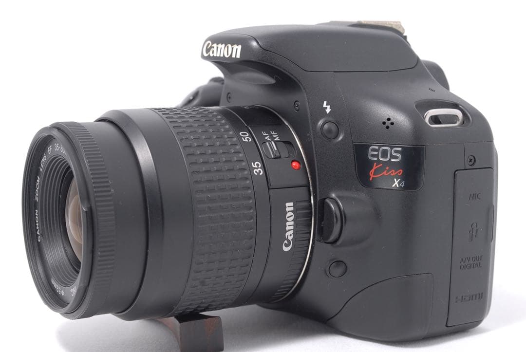 【Canon Kiss X4】超希少★ショット数5900台✨SDカードリーダー付