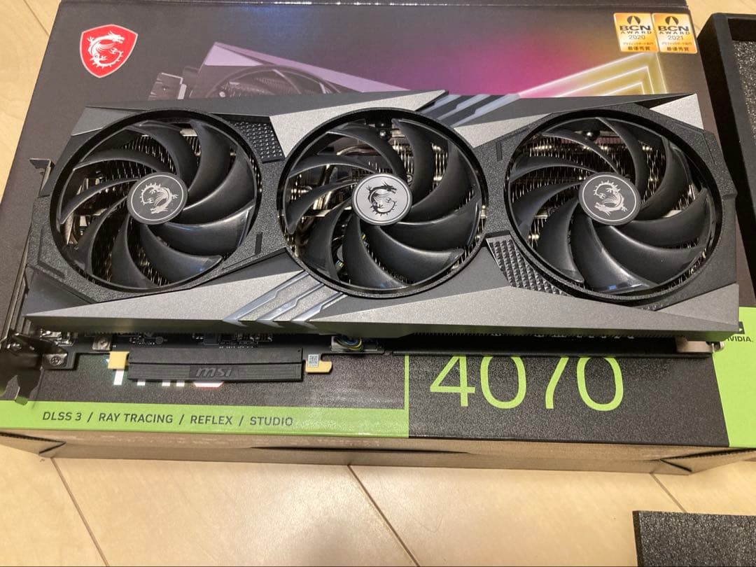 グラフィックボード・グラボ・ビデオカード MSI GeForce RTX 4070 Gaming X Trio