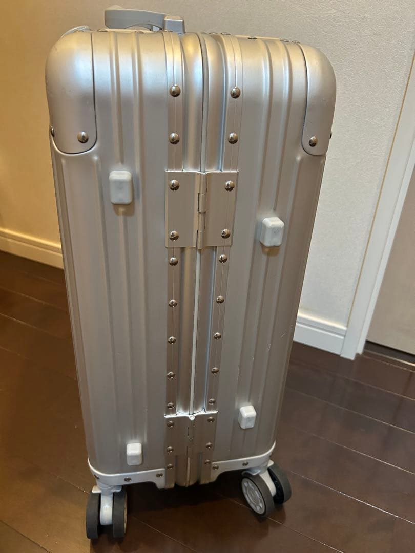 メルセデスベンツ　ノベルティ　キャリーケース 32L （機内持ち込み可 ）4輪