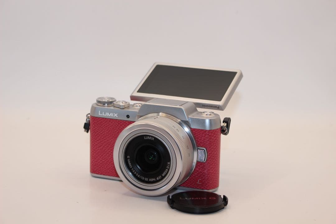 ★人気カラー★ショット数2910回★ LUMIX DMC-GF7 レンズキット