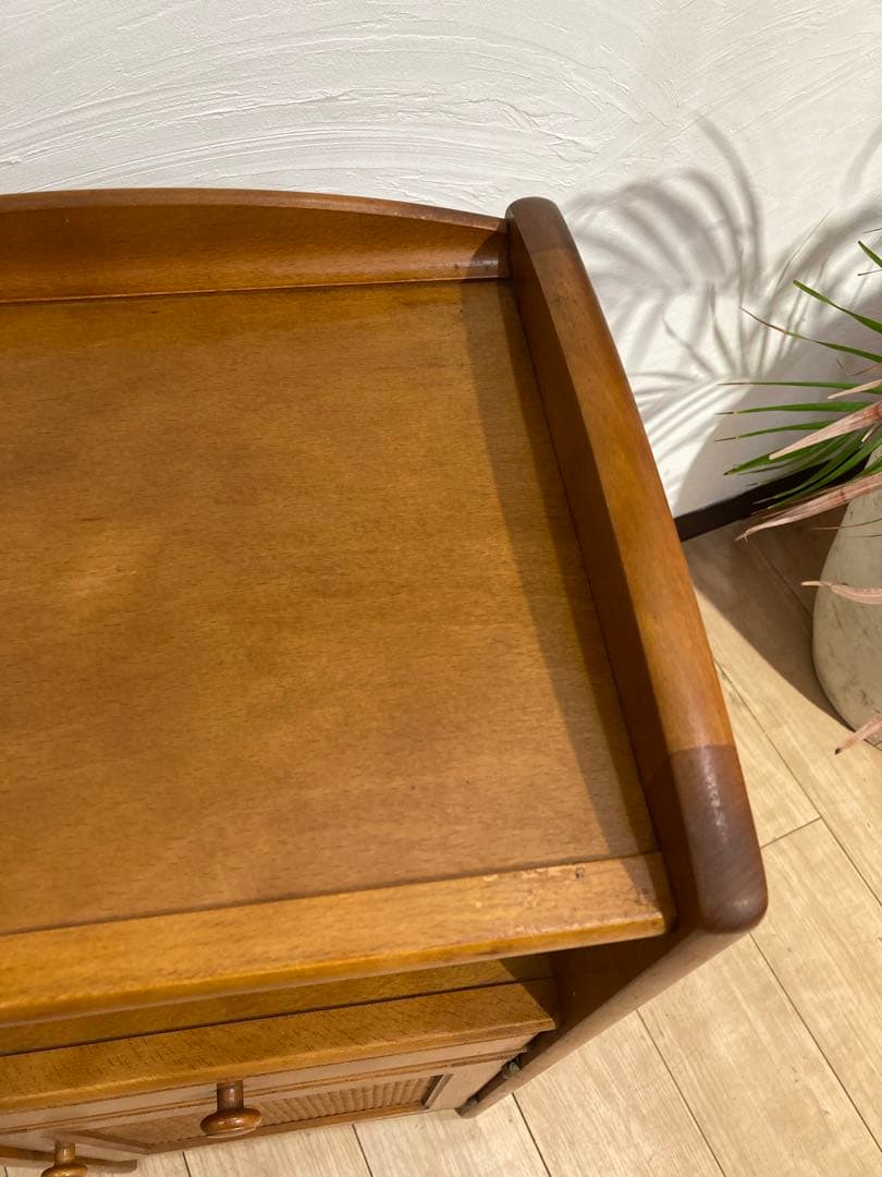 オールドカリモク　木製　棚　キャビネット　引き出し　アンティーク　レトロ