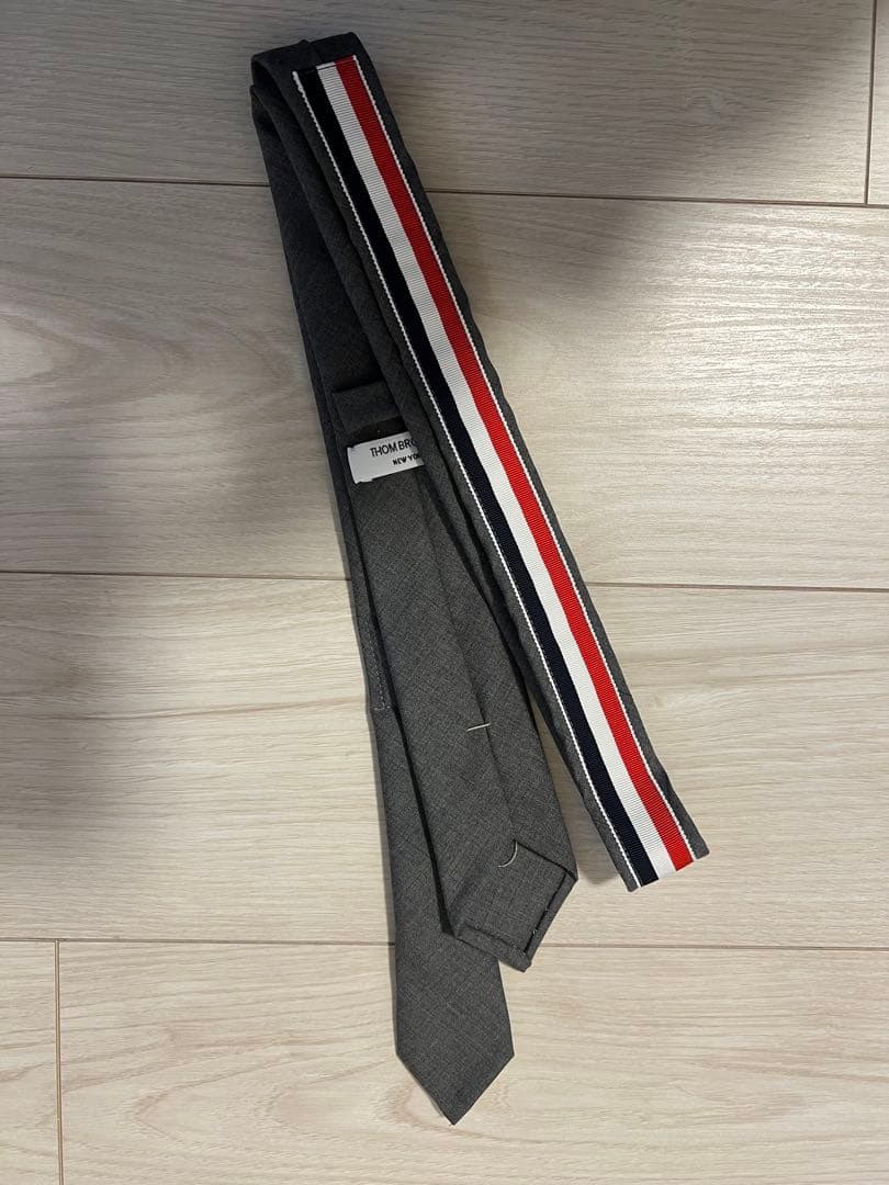 THOM BROWNE グレー ネクタイ　未使用