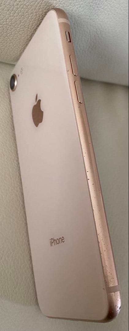 iPhone8 64GB au SIMロック解除済 ひび割れあり