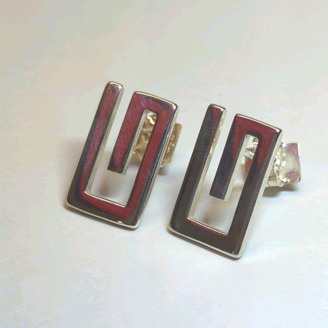 美品 グッチ GUCCI ピアス カットアウト Gロゴ シルバー