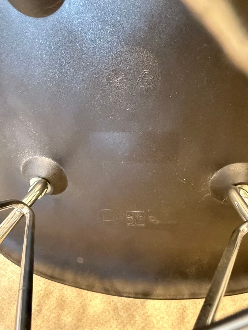 ま*様 イームズ　シェルチェア　ハーマンミラー黒　②