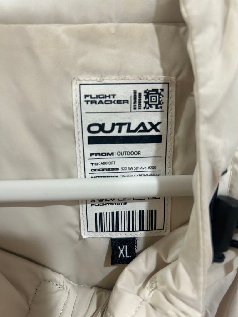 OUTLAX ウェア上下セット　ベージュ