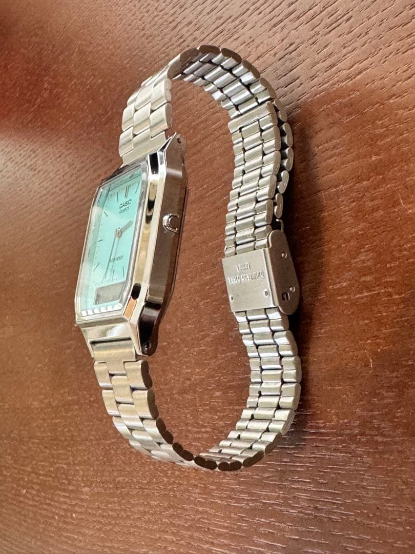 CASIO AQ-230A-2A2MQYJF ティファニー　ブルー