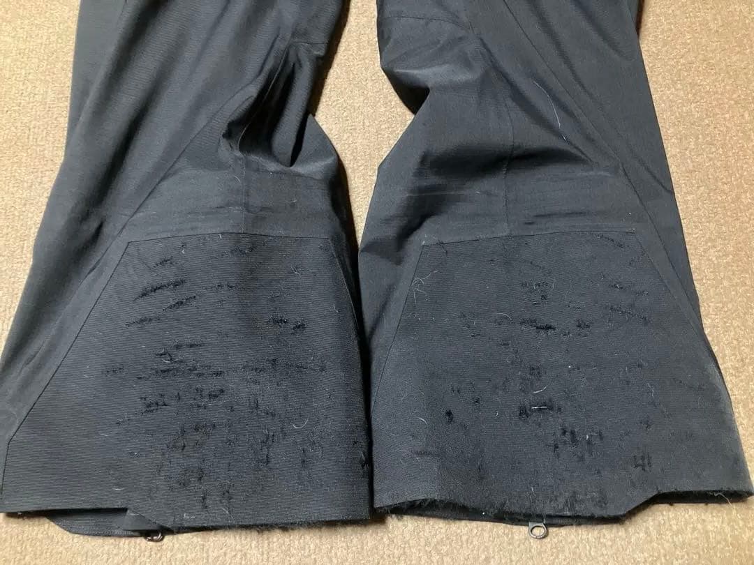 スノーボード用ブラックオーバーオール