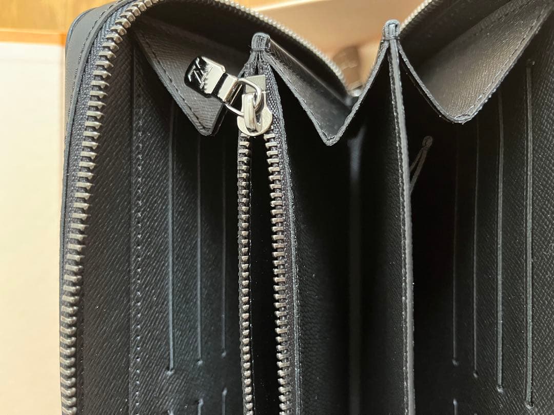 ルイヴィトン　ジッピーXL モノグラム エクリプスブラック こじさま専用