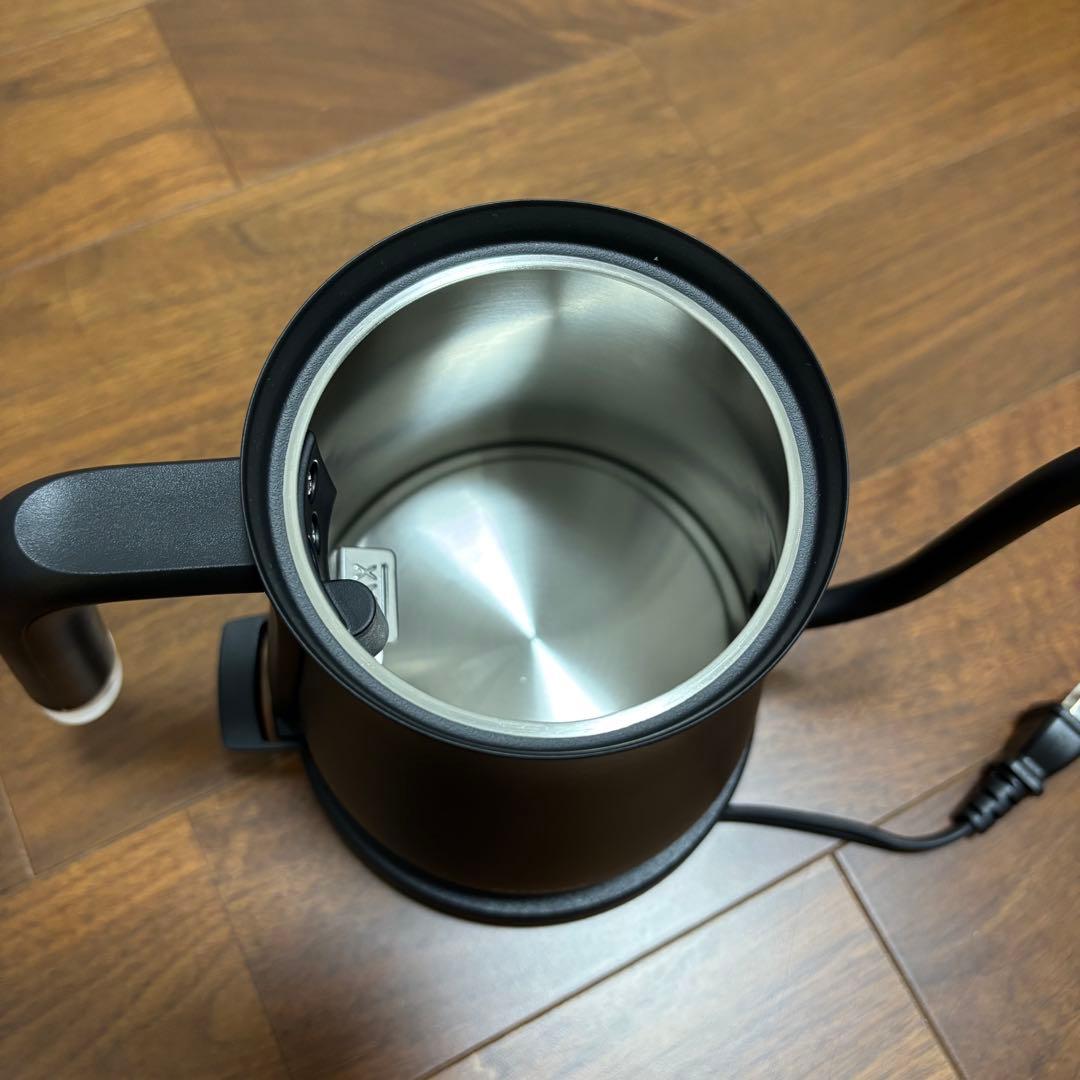 バルミューダ　ケトル　BALMUDA The Pot KPT01JP-BK