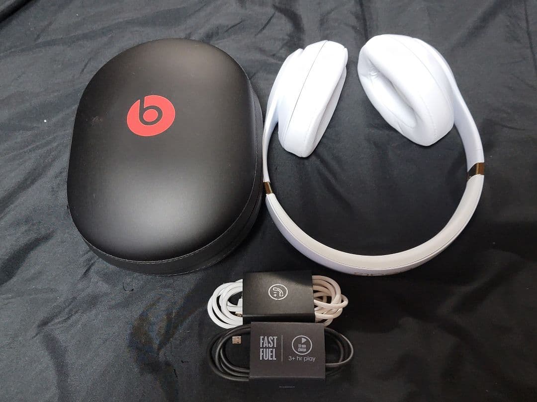 BEATS STUDIO3 WIRELESS ほぼ未使用