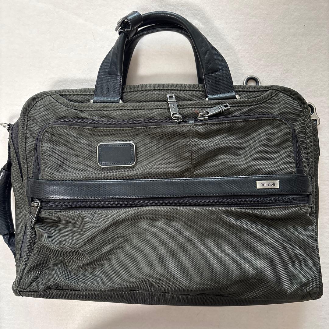 TUMI トゥミ ALPHA 2 BUSINESS