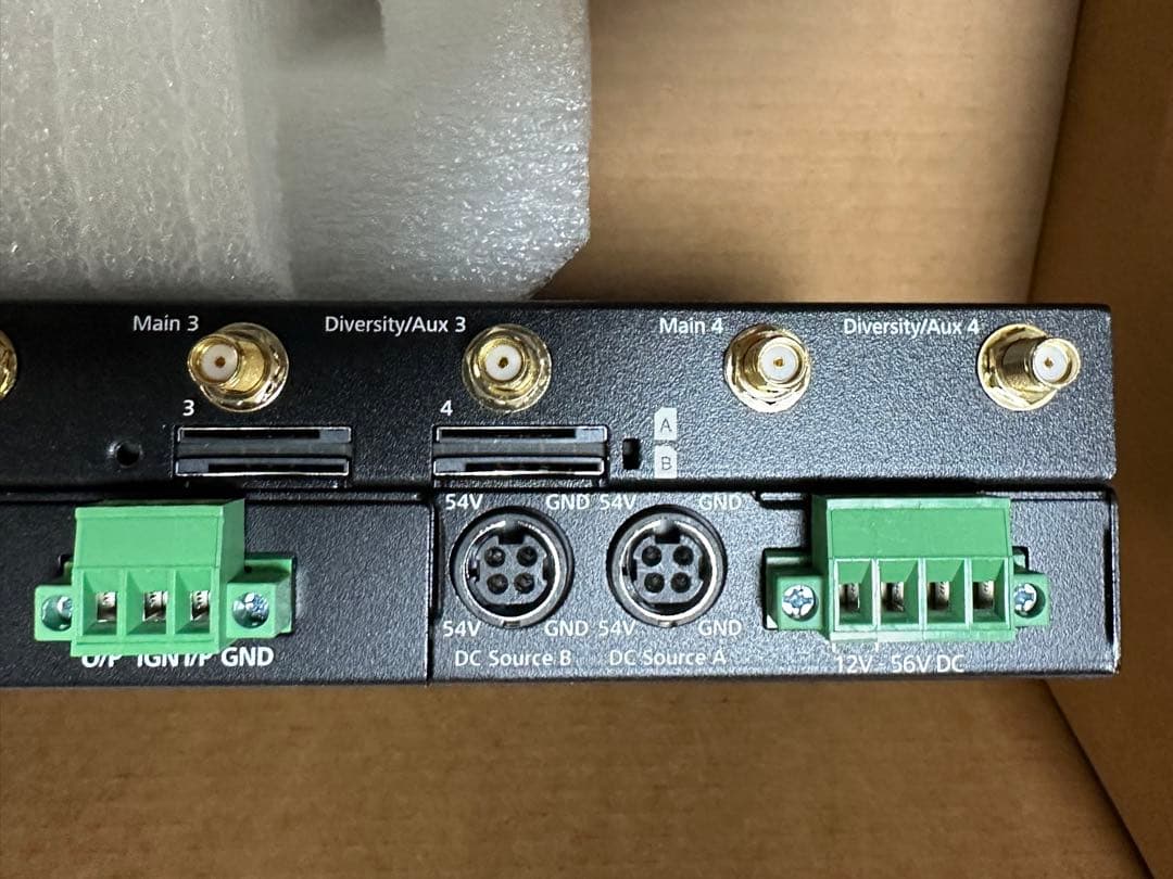 ルーター・ネットワーク機器 PEPwave MAX cellular router