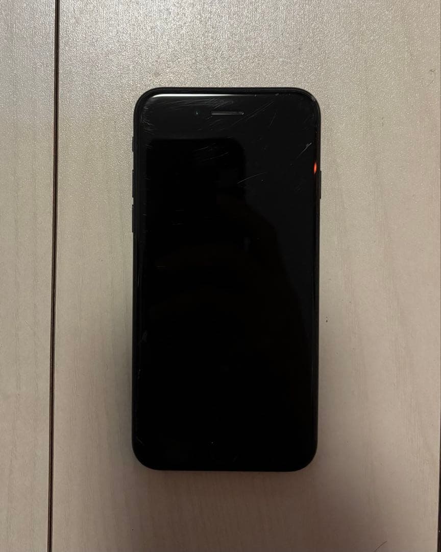 iPhone SE 第2世代　ブラック