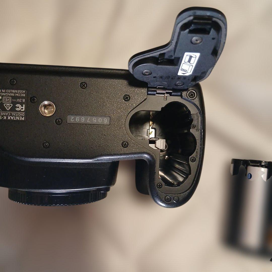 PENTAX K-50 デジタル一眼レフカメラ