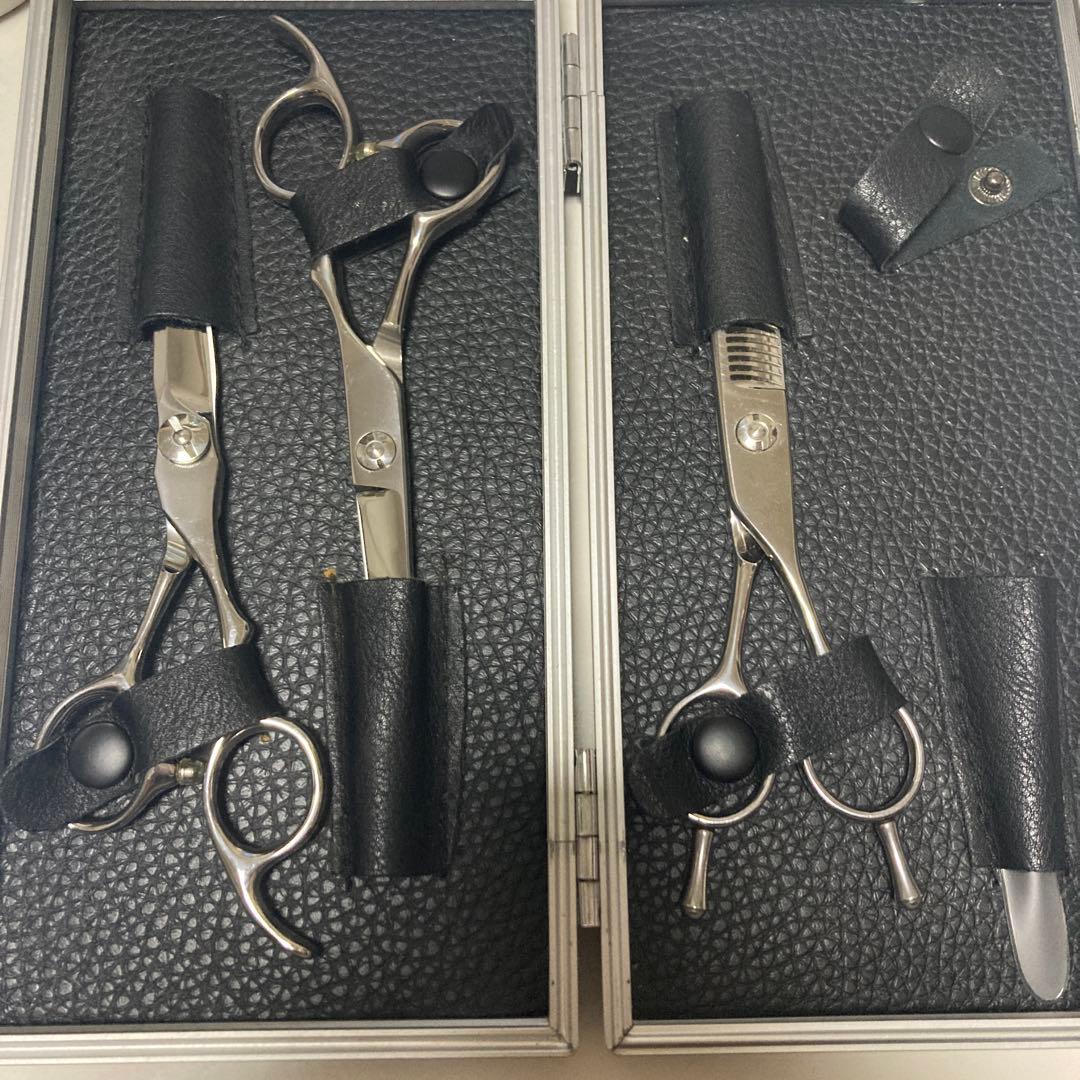 美容師　プロ用　シザー