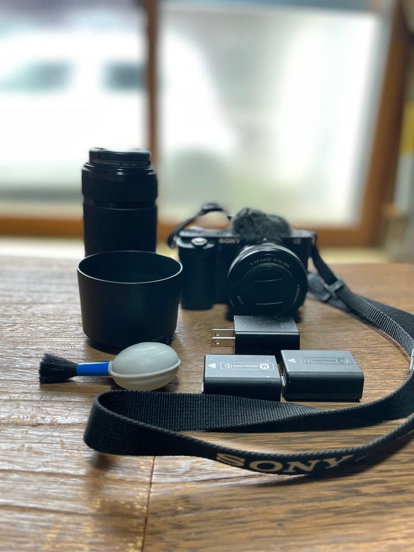 【ジャンク品】SONY ZV-E10 ミラーレス一眼 レンズ2本 その他付属品