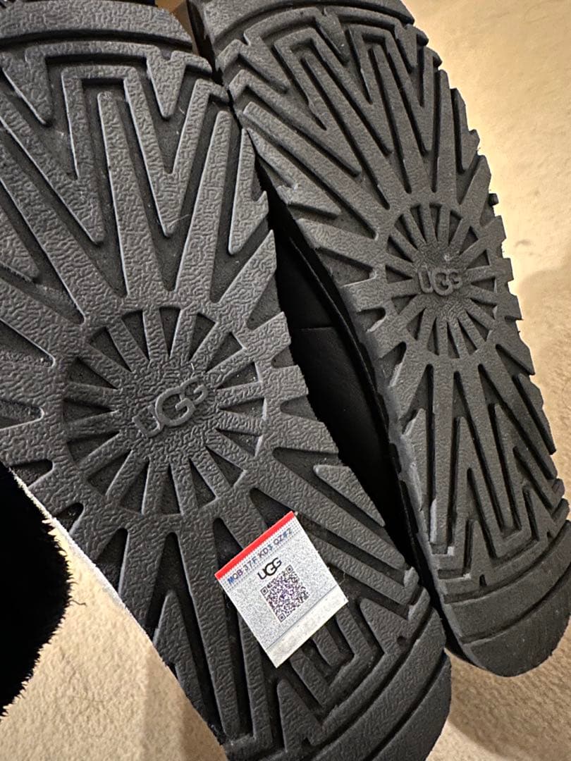 完売ugg Zora Ballet Flatゾラ バレエ フラット24cm