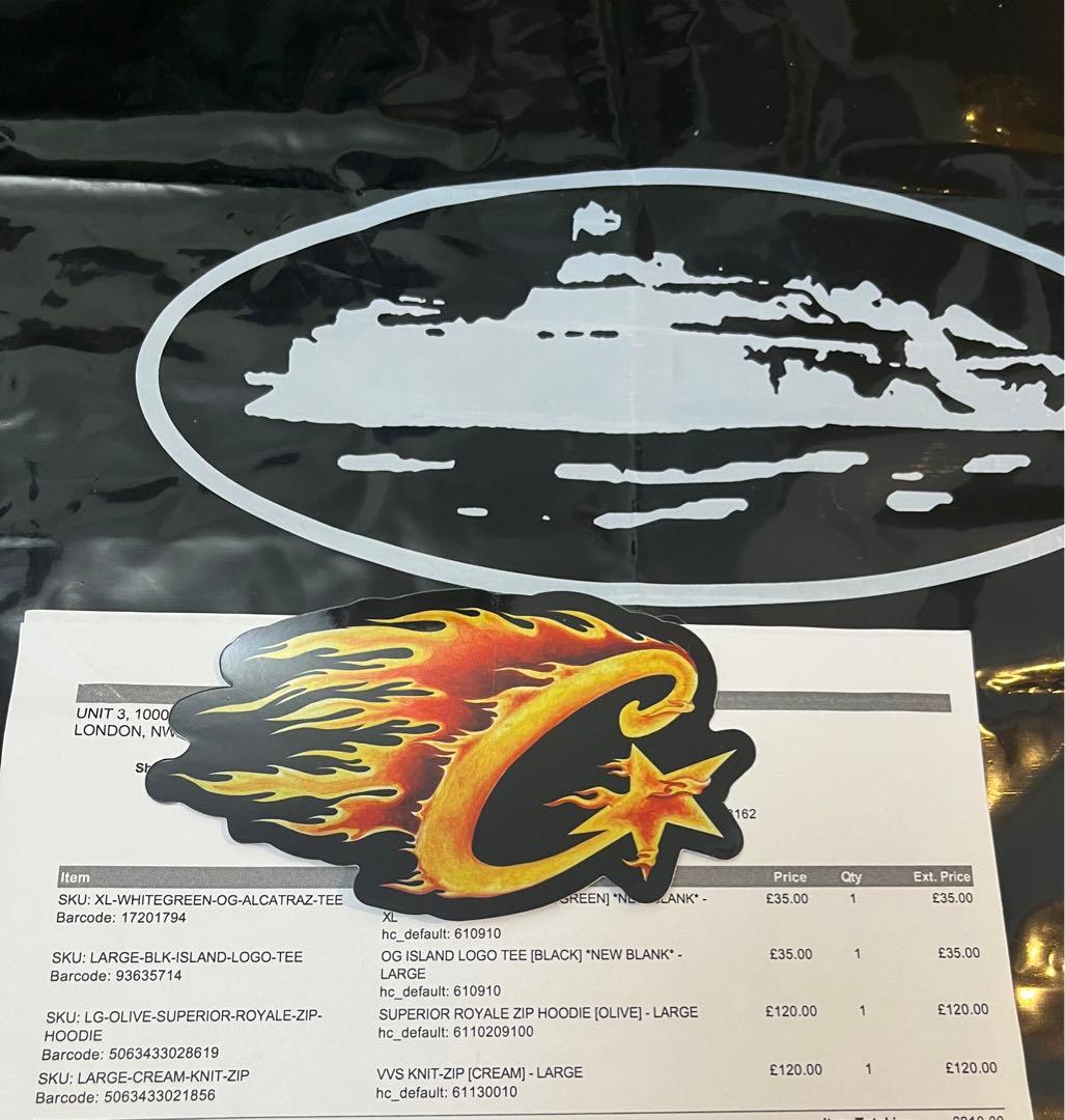 corteiz パーカー