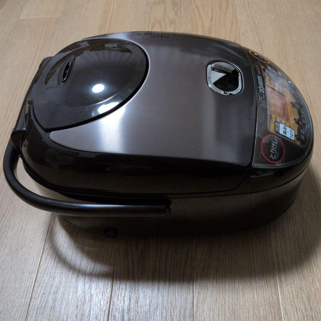 美品 象印 極め炊き NW‑VD10‑BA 5.5合炊き炊飯器・ブラック