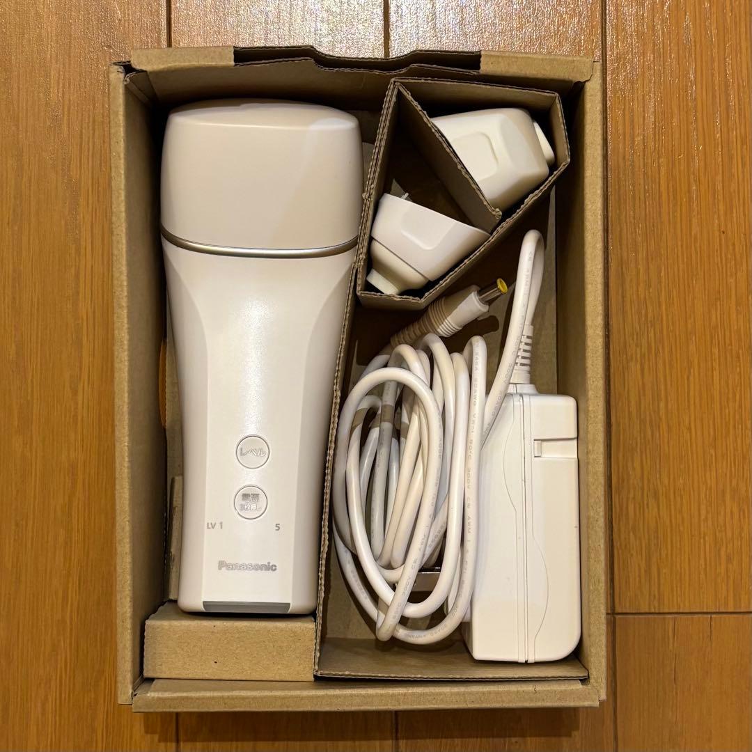 【赤いバラ様】Panasonic 脱毛器 ES-WH77