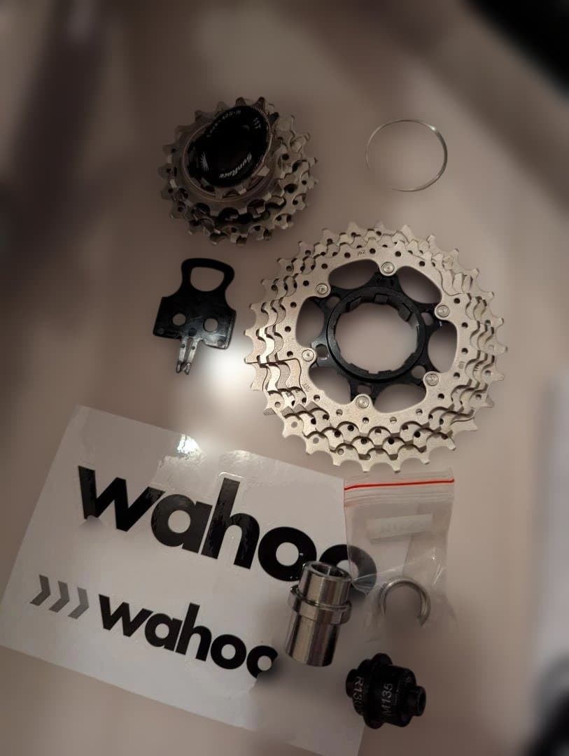 t*4様 Wahoo KICKR WFBKTR122 カンパ&SHIMANOスプ