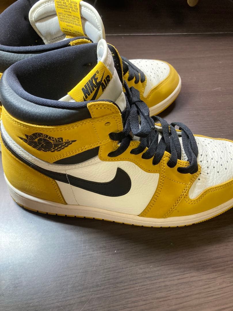 Nike Air Jordan 1 イエローオークル　27.5cm 箱付き