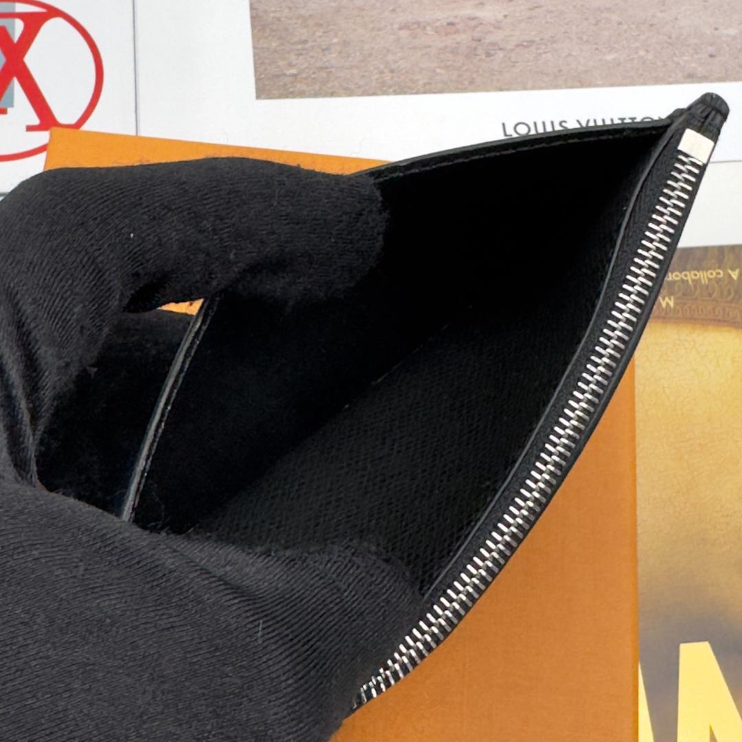 未使用級　ルイヴィトン モノグラム タイガラマ カード・ホルダー 　144