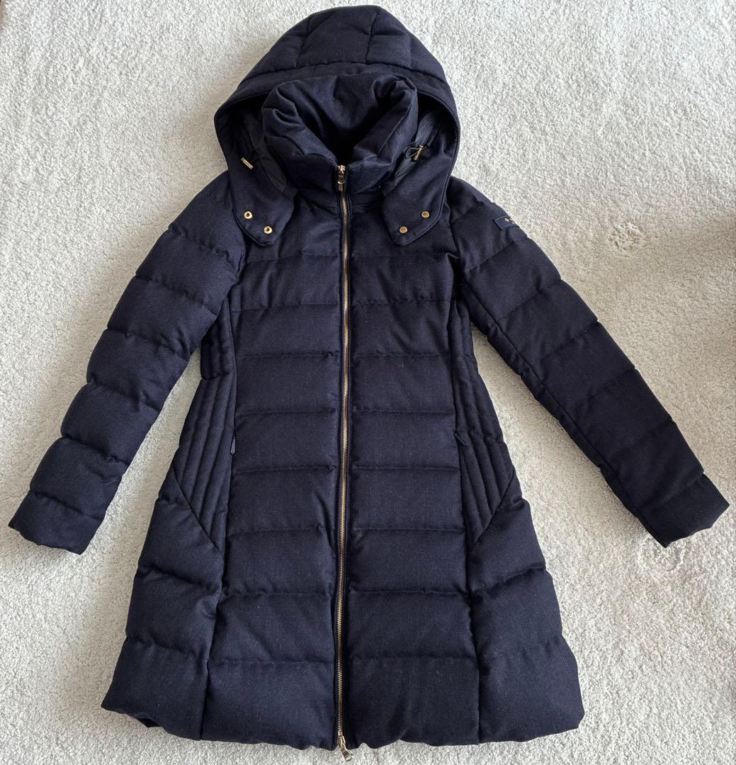 【美品】TATRAS トゥモローランド別注　ネイビーダウンコート ポリテアマ