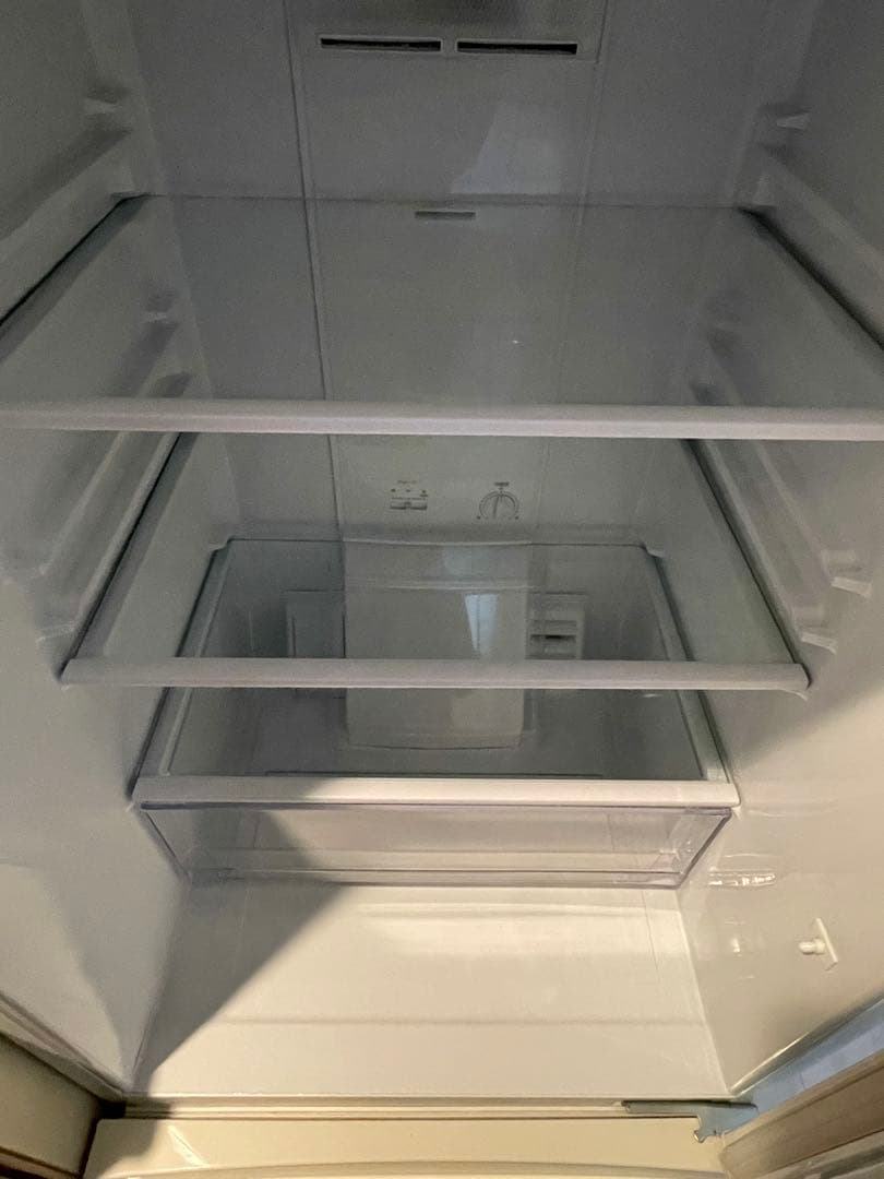 【送料込み　美品】冷蔵庫　AQR-18H 184L