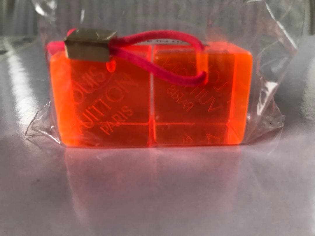 ルイヴィトン　ヘアゴム　★レア★人気完売品★ ネオンカラー　グリーン　オレンジ