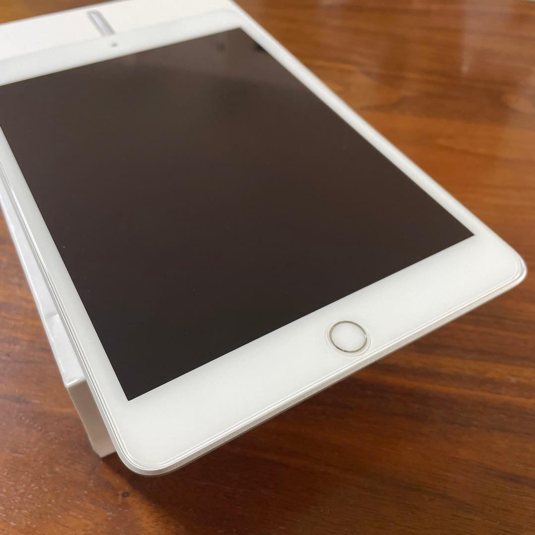 iPad mini 5th Wi-Fi +Cellular 64GB 容量94%